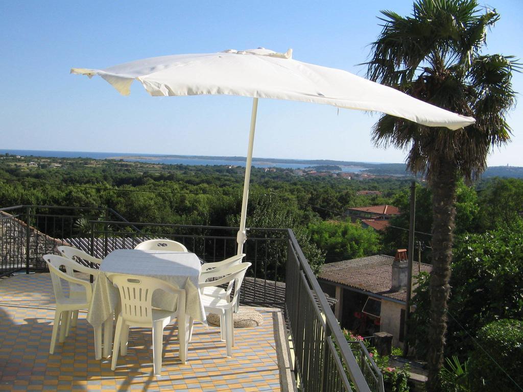 Aurelia Apartment Ližnjan Esterno foto