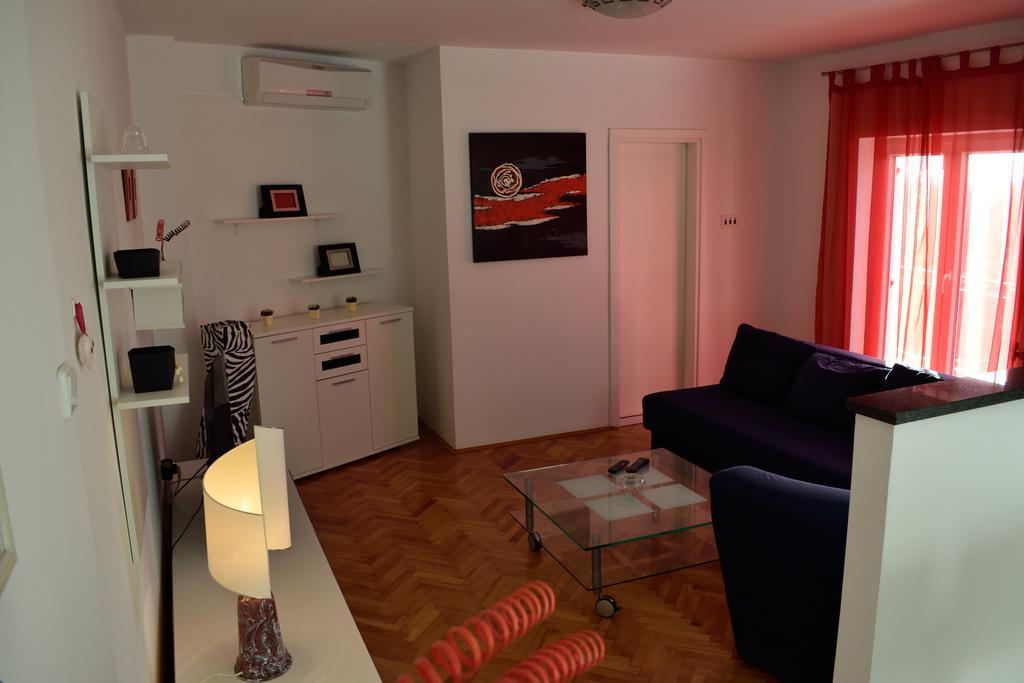 Aurelia Apartment Ližnjan Esterno foto