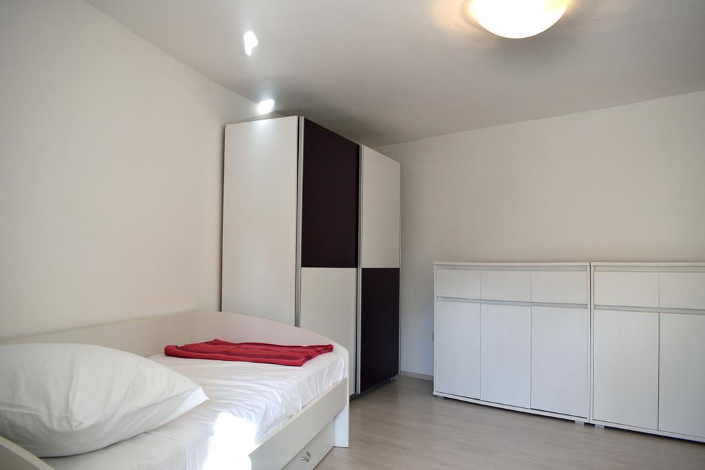 Aurelia Apartment Ližnjan Esterno foto