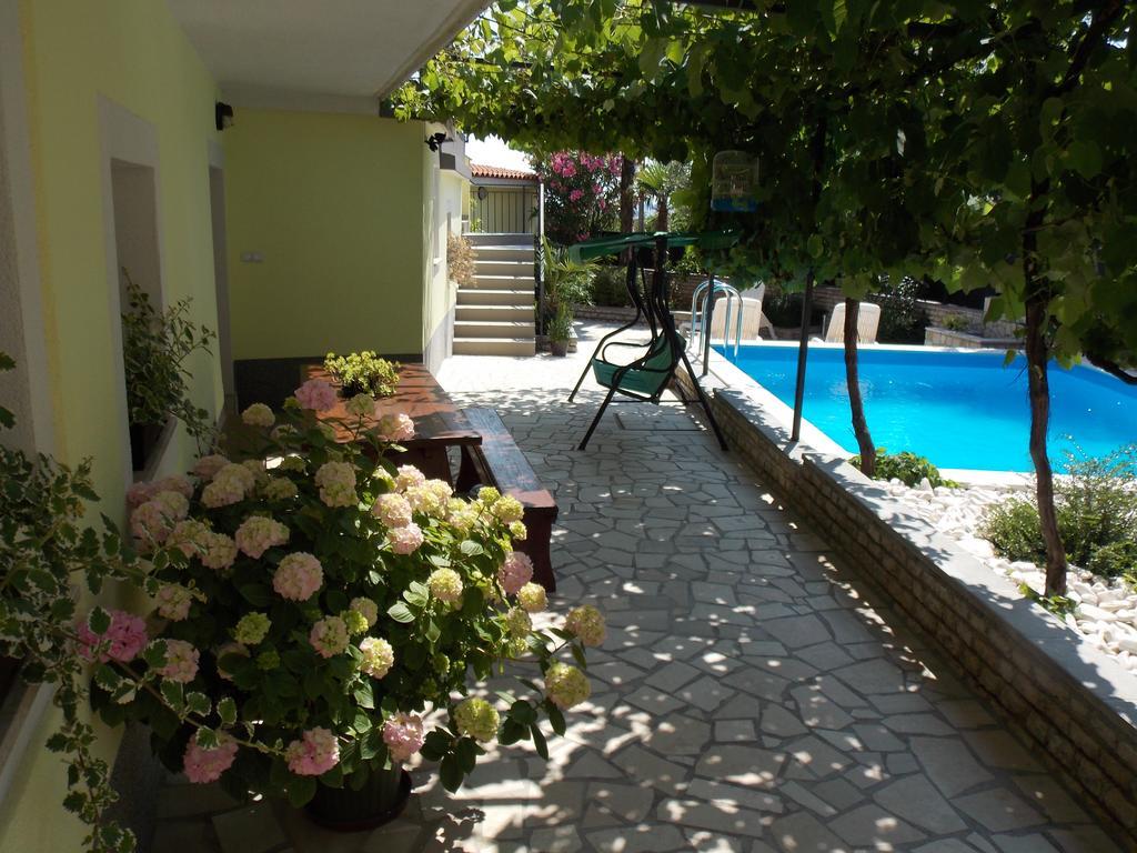 Aurelia Apartment Ližnjan Esterno foto