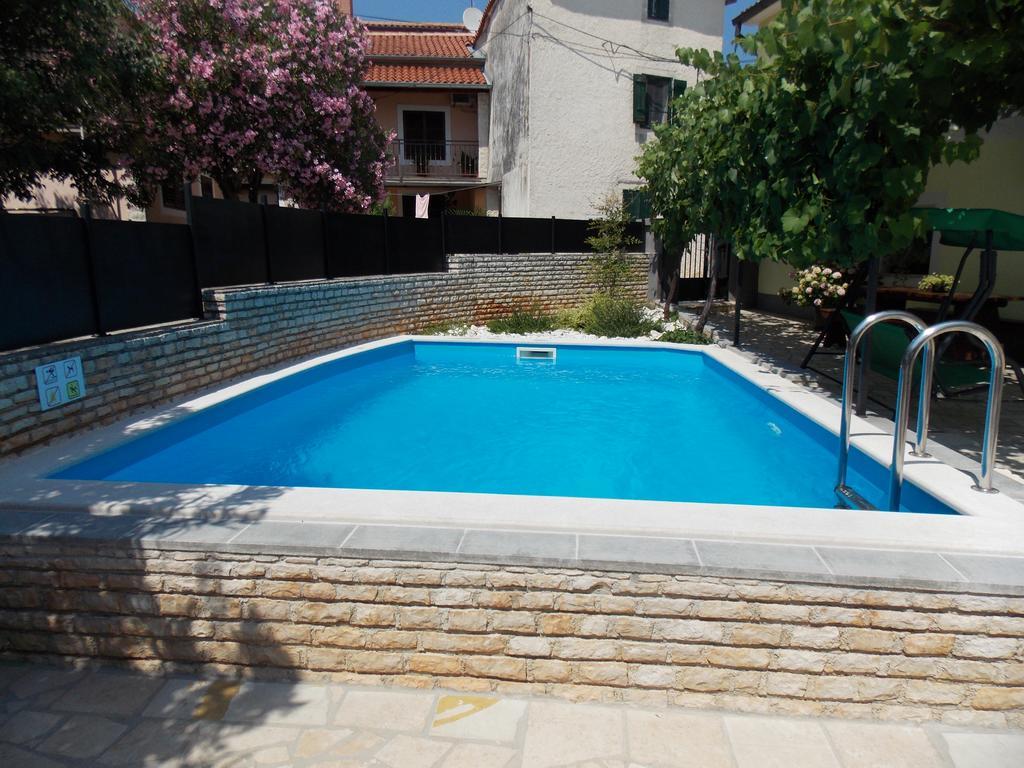 Aurelia Apartment Ližnjan Esterno foto